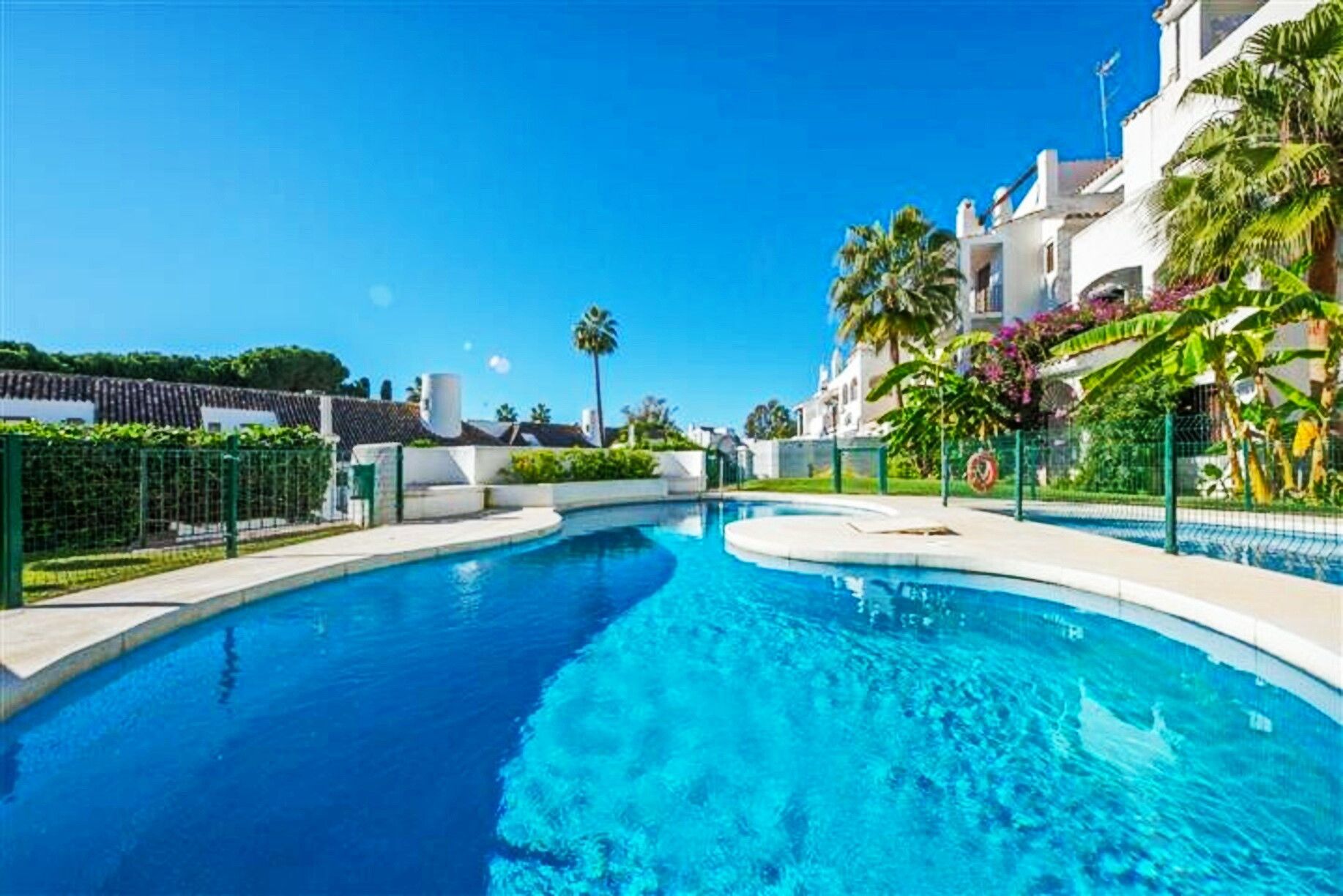 Apartment in Villa Marina, Puerto Banus costa del Sol