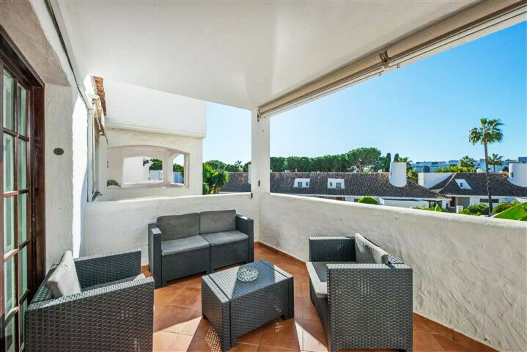 Apartment in Villa Marina, Puerto Banus costa del Sol