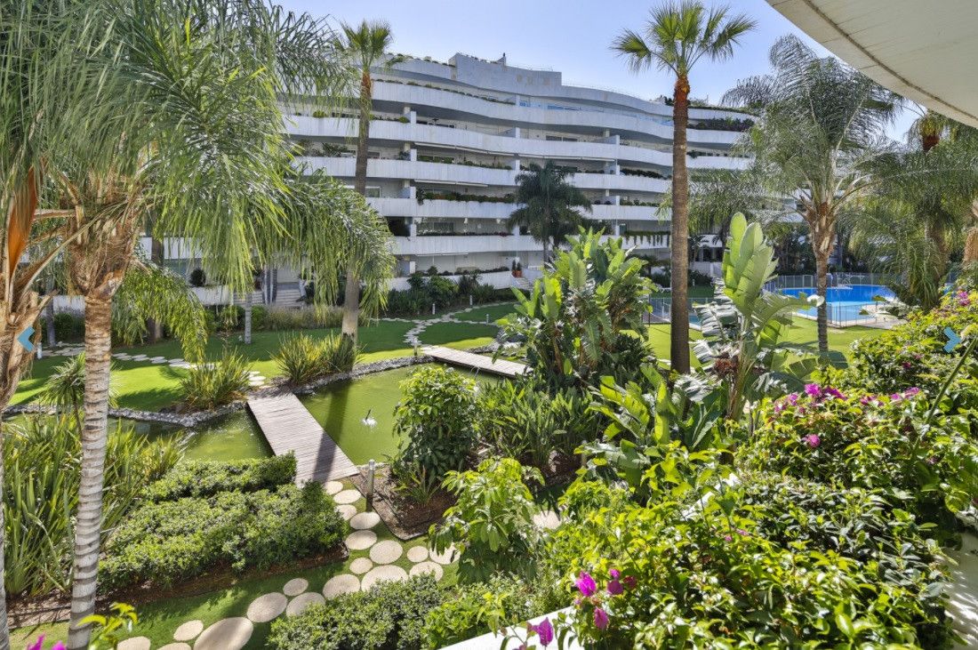 Lujoso apartamento en Puerto Banús, Costa del Sol