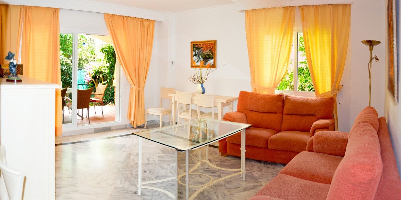 Excellent ground floor apartment in a prestigious urbanization of Puerto Banus, Costa del Sol