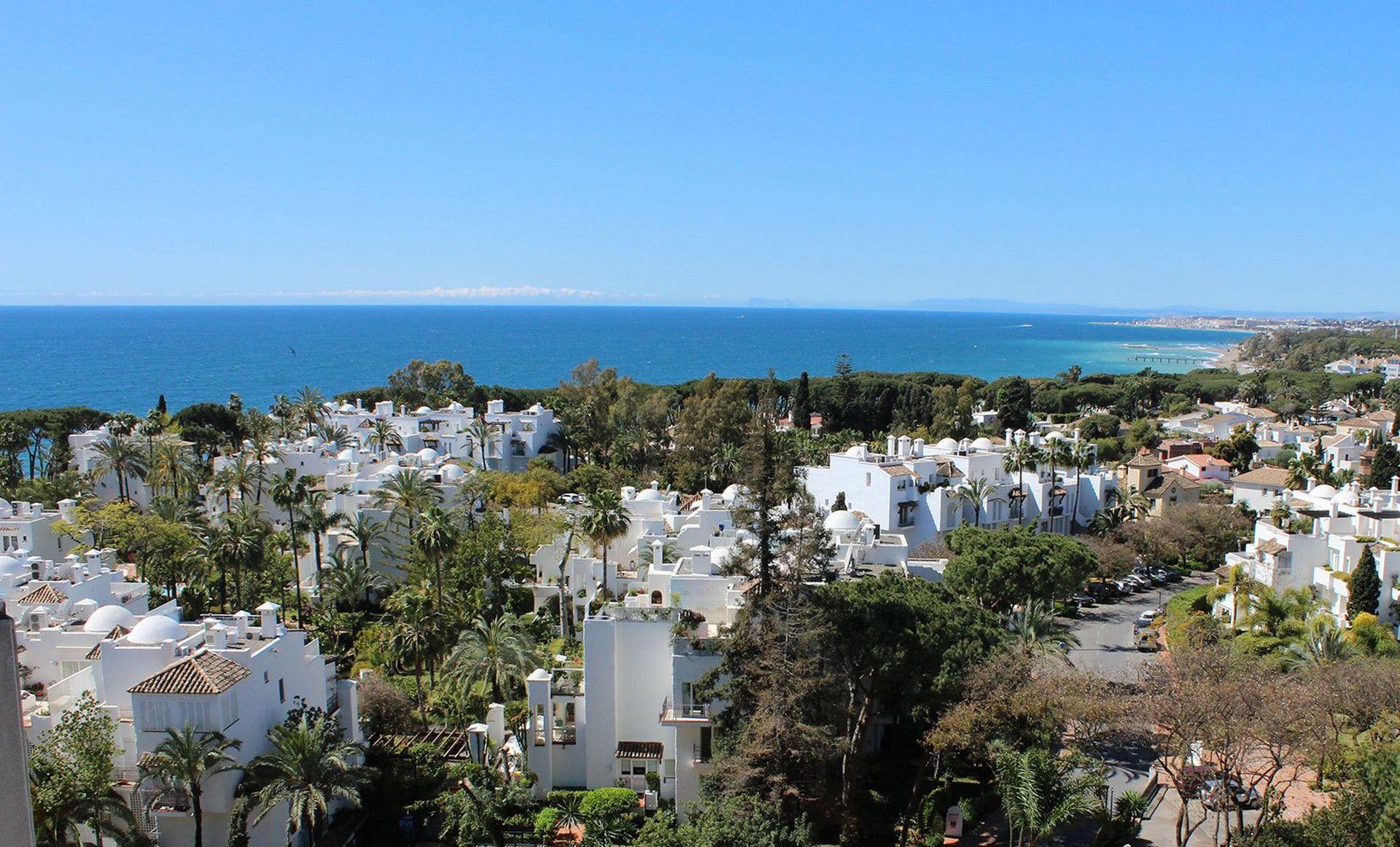 New Apartment on Marbella Golden Mile Beachfront