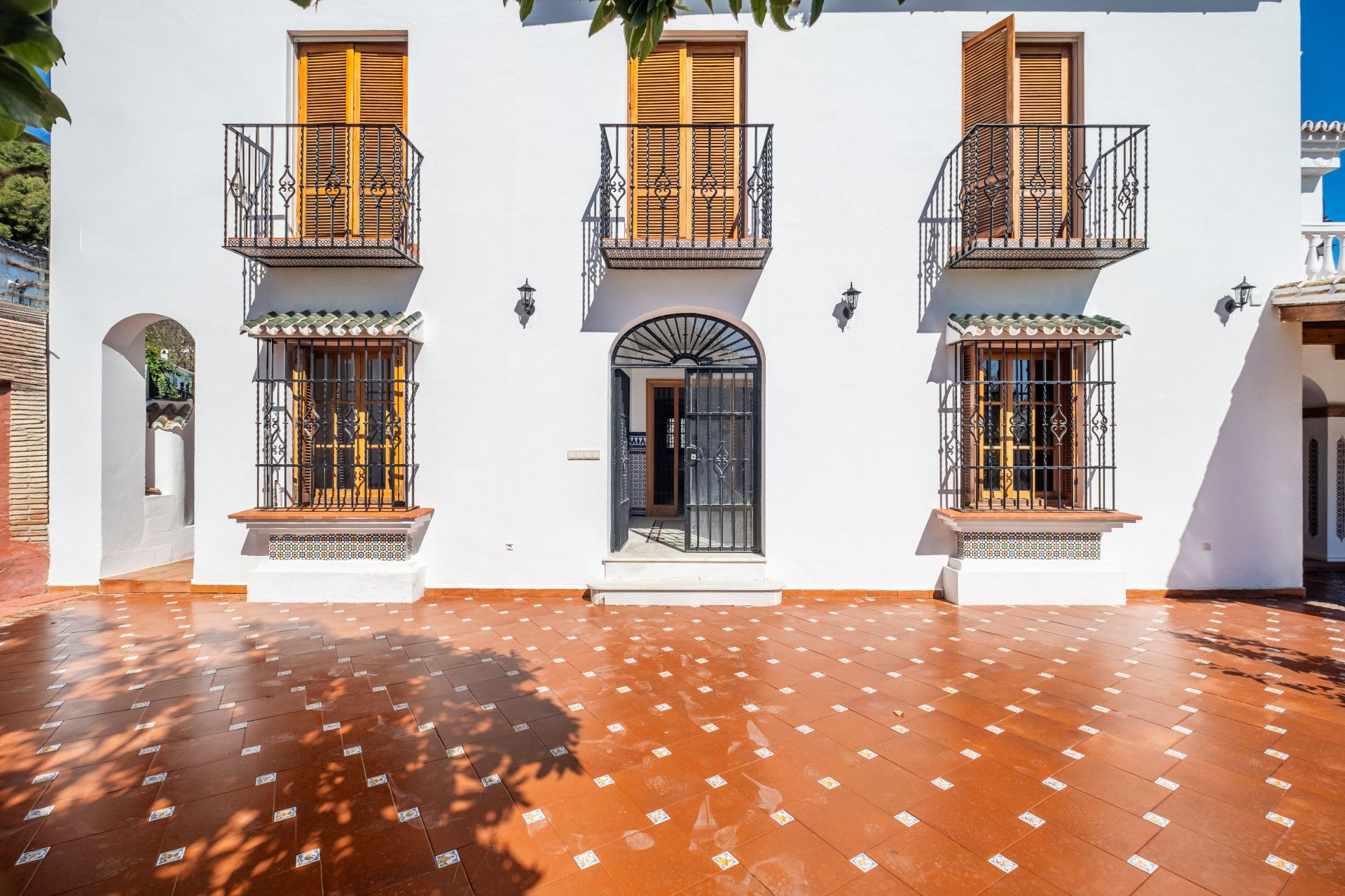 Esplendor Andaluz Cortijo de Ensueño con Vistas Inmejorables