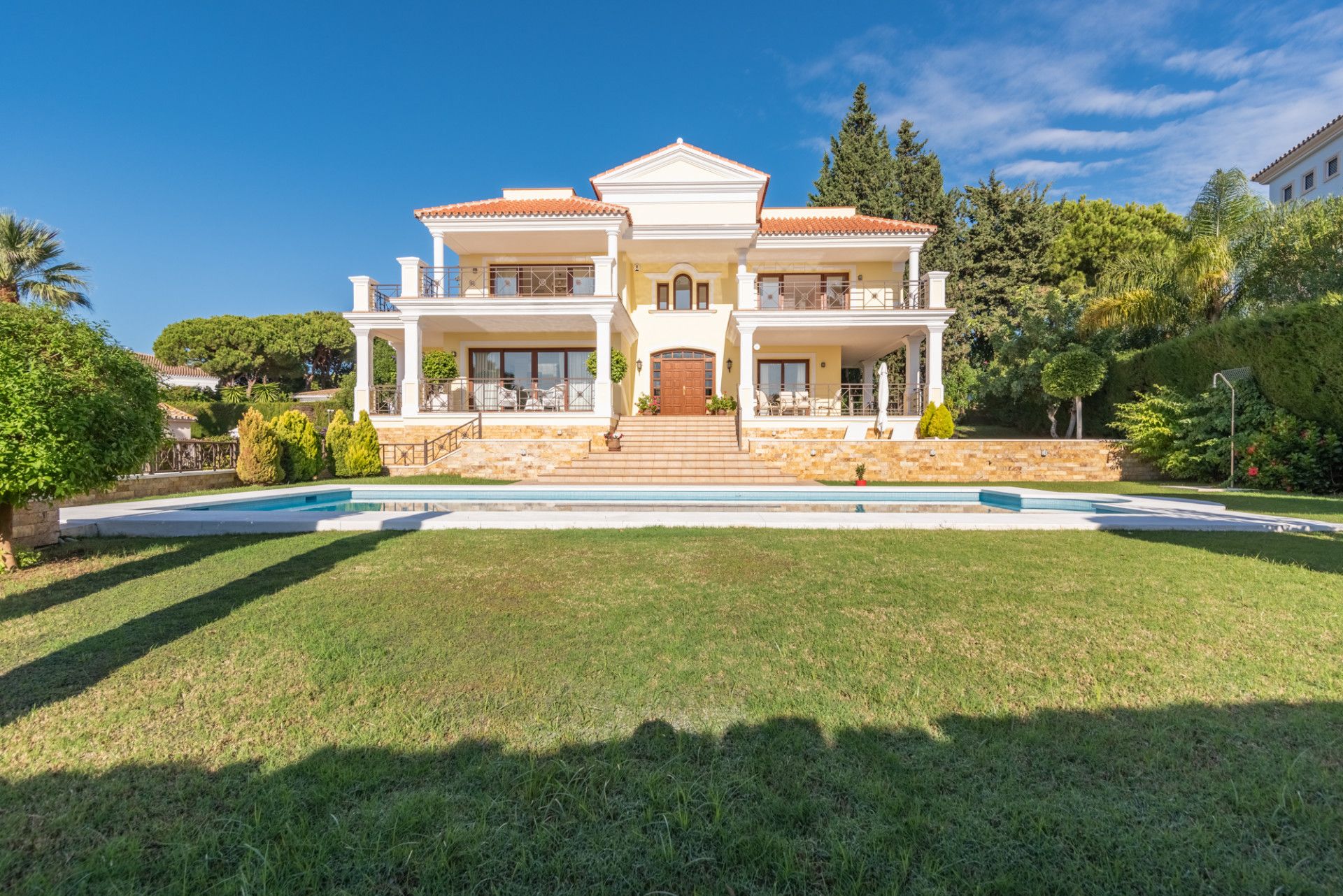 Villa en venta en Marbella East, Costa del Sol