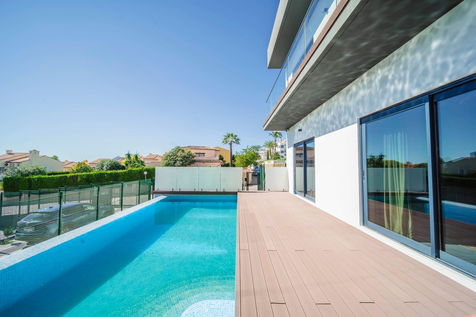 Wonderful five bedroom villa in a sought after location of Calahonda, Mijas Costa - walking distance to the beach