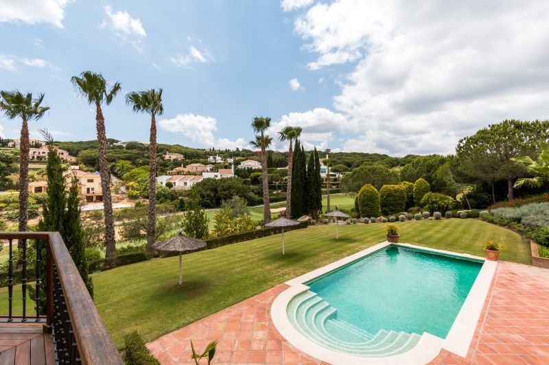 Villa exclusiva en venta Sotogrande | Primera linea de golf Almenara Sotogrande