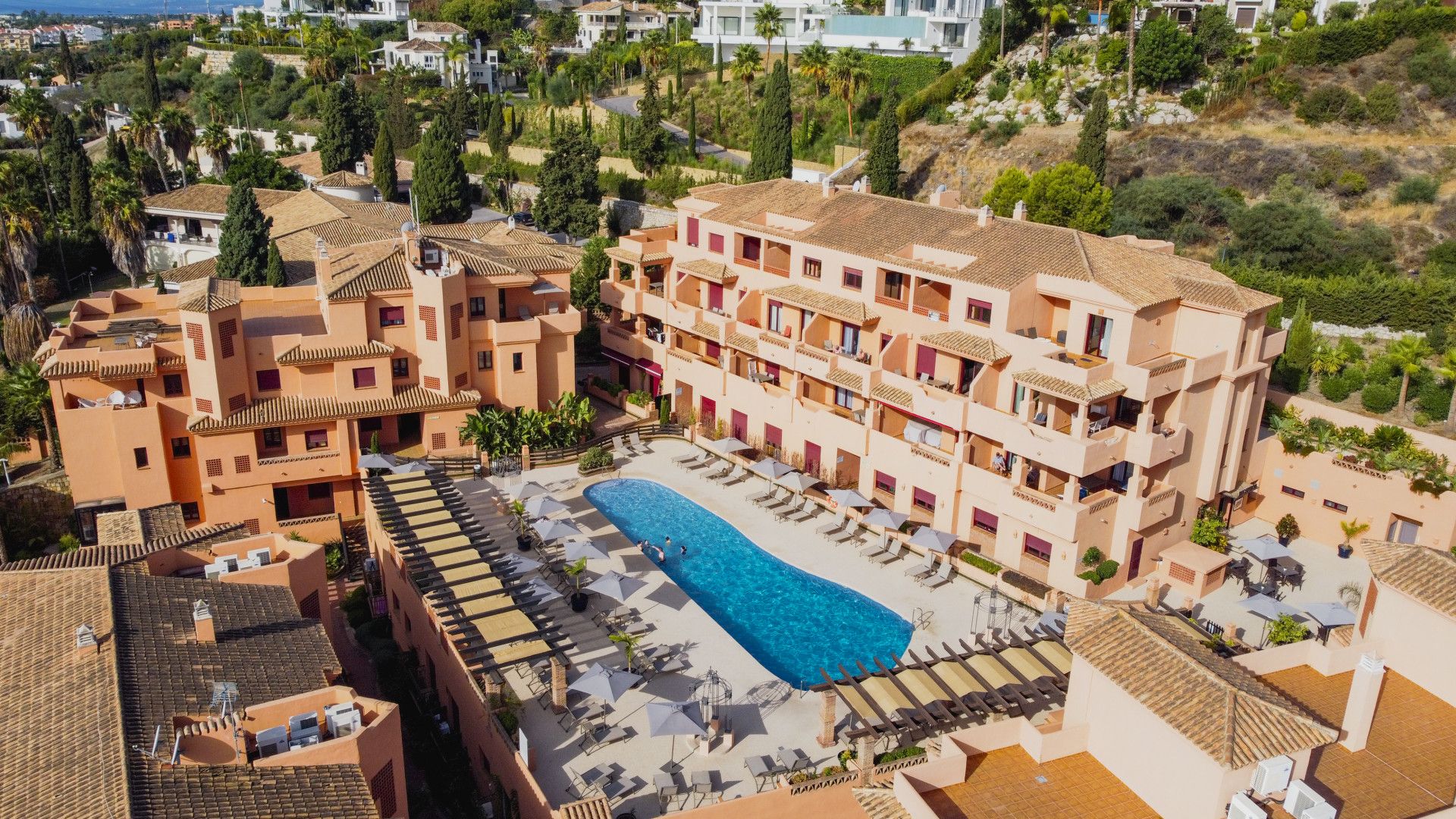 Lovely reformed one bedroom ground floor apartment located in Urbanisation Royal Marbella Golf Resort, Benahavis