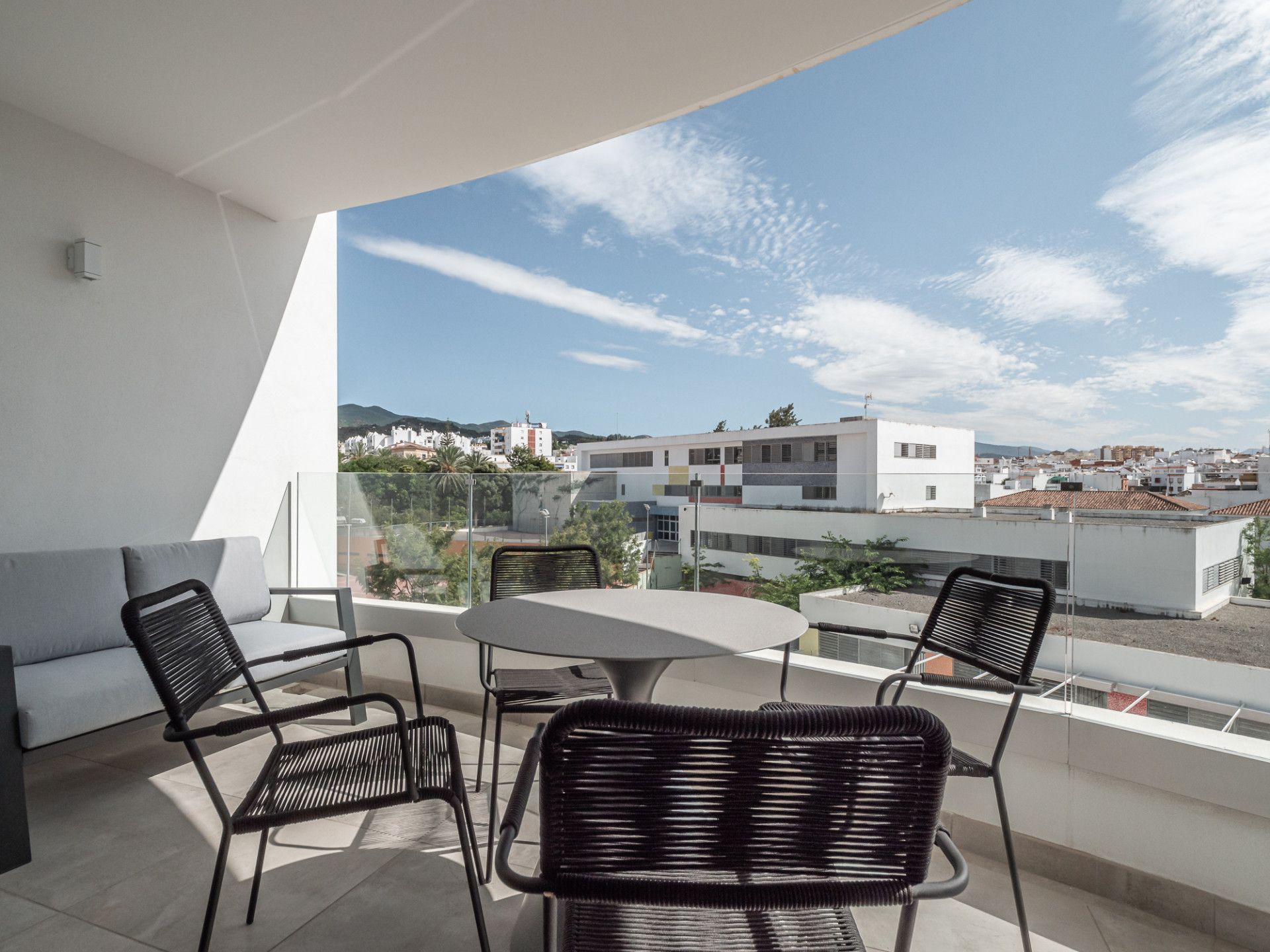 Modern 2 Bedroom Apartment in the Center of Estepona