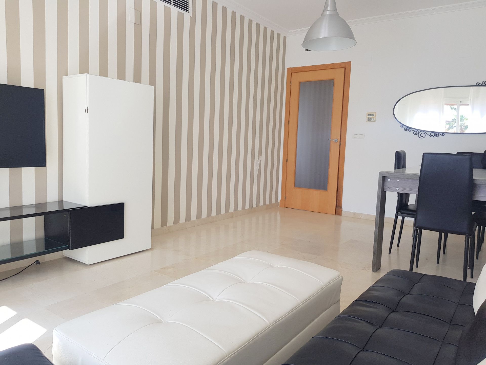 2 bedroom apartment in Casares Costa