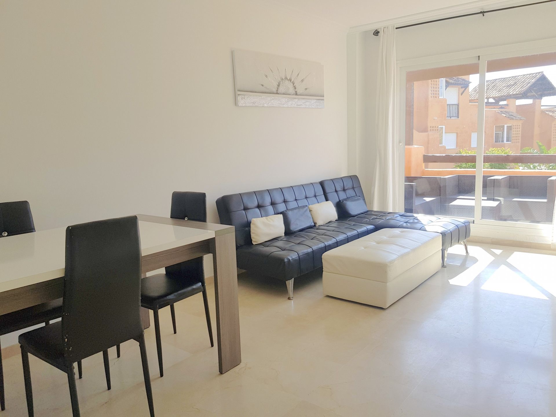 2 bedroom apartment in Casares Costa