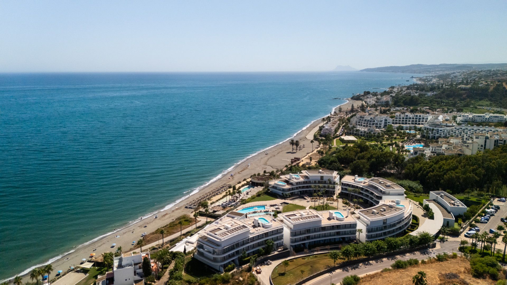 2-BEDROOM FRONT LINE BEACH APARTMENT LOCATED IN THE EDGE IN ESTEPONA