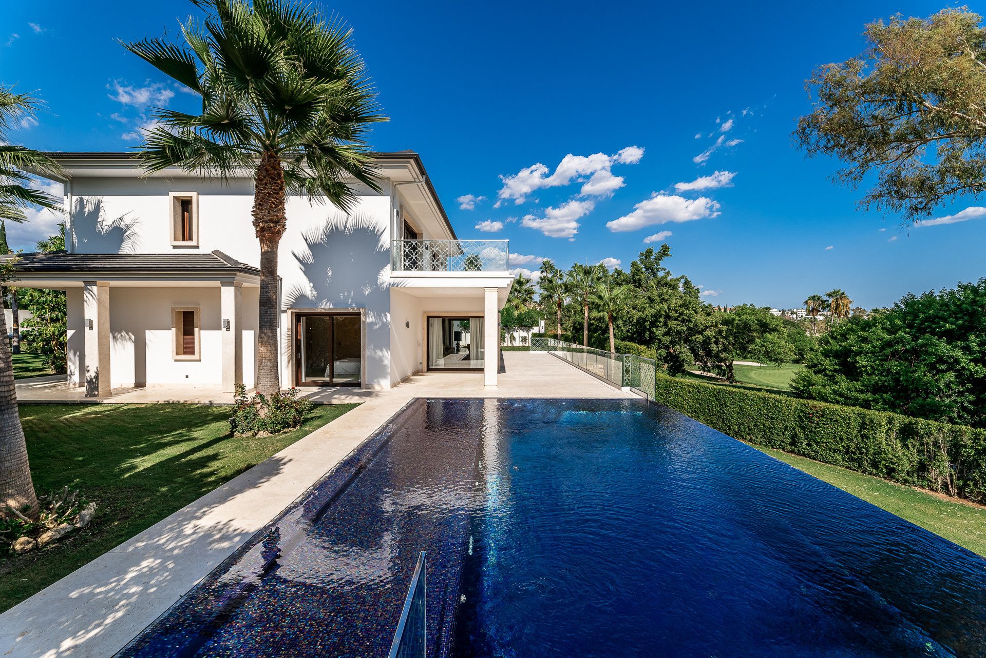 Villa en venta en Nueva Andalucia, Marbella, Costa del Sol