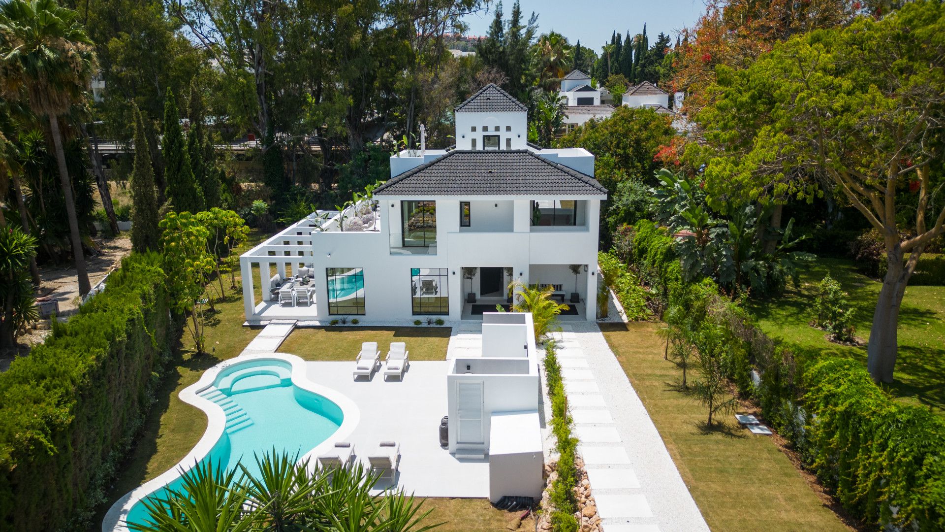 Villa for sale in Nueva Andalucia, Marbella, Costa del Sol