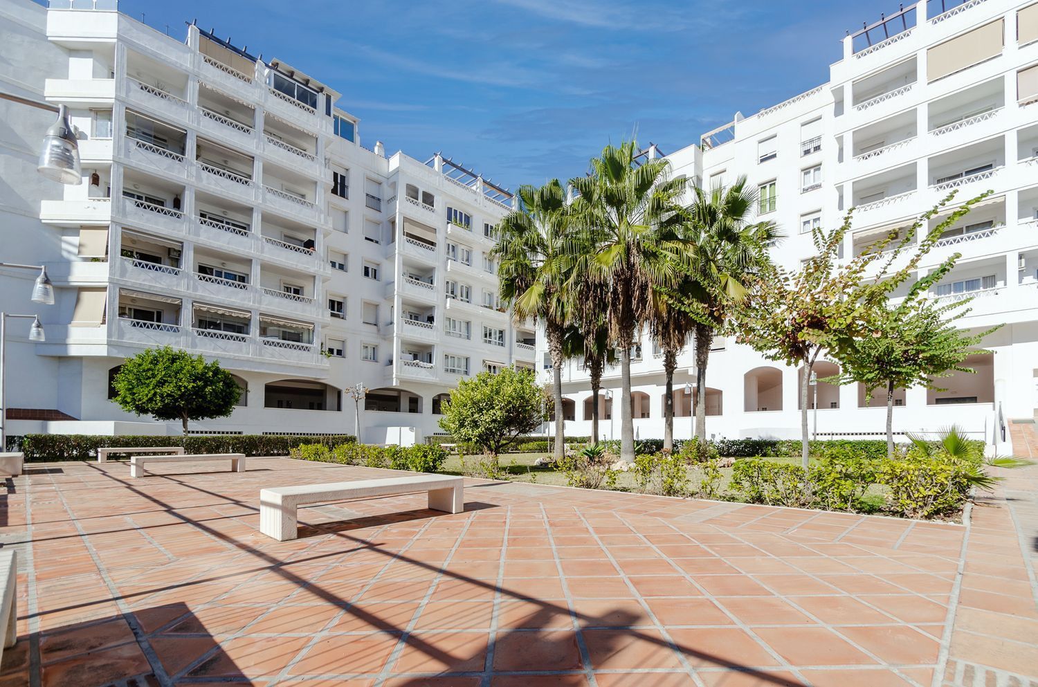 Apartamento en venta en Nueva Andalucia, Marbella, Costa del Sol