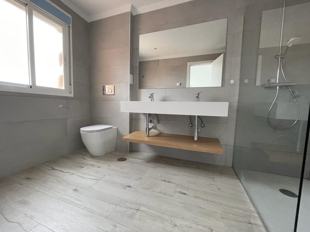 Adosada en venta en Benahavis, Costa del Sol