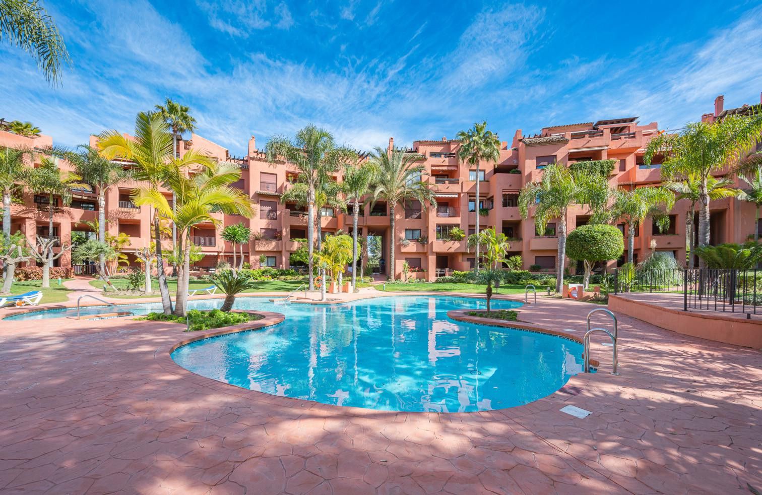 Penthouse for sale in Marbella East, Costa del Sol