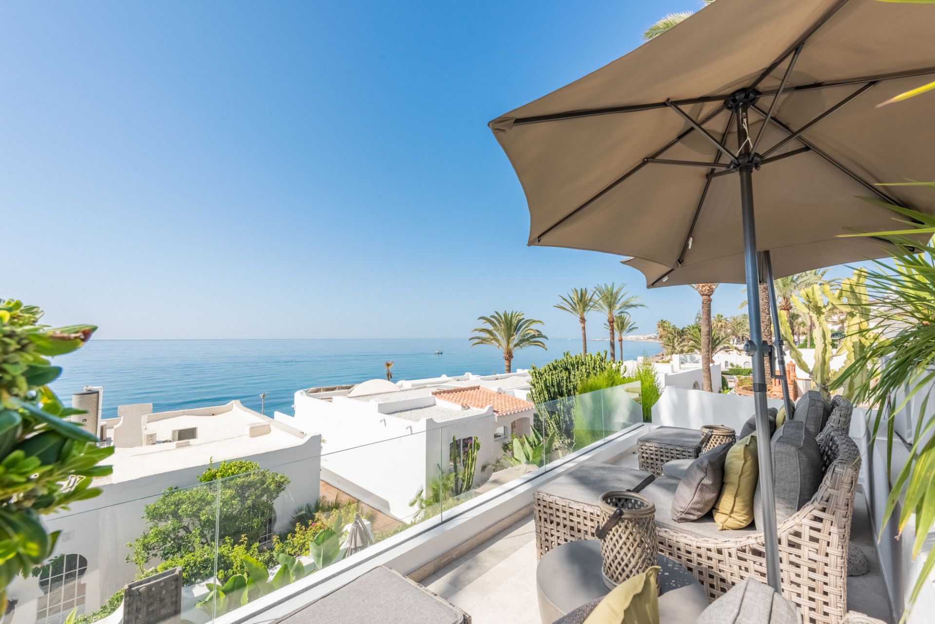 Town House en El Oasis Club, Marbella Golden Mile, Marbella, Malaga