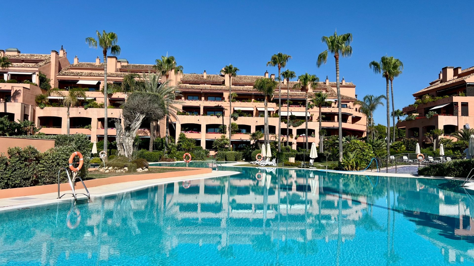 Exclusive Beachfront Duplex Penthouse in Puerto Banus Marbella