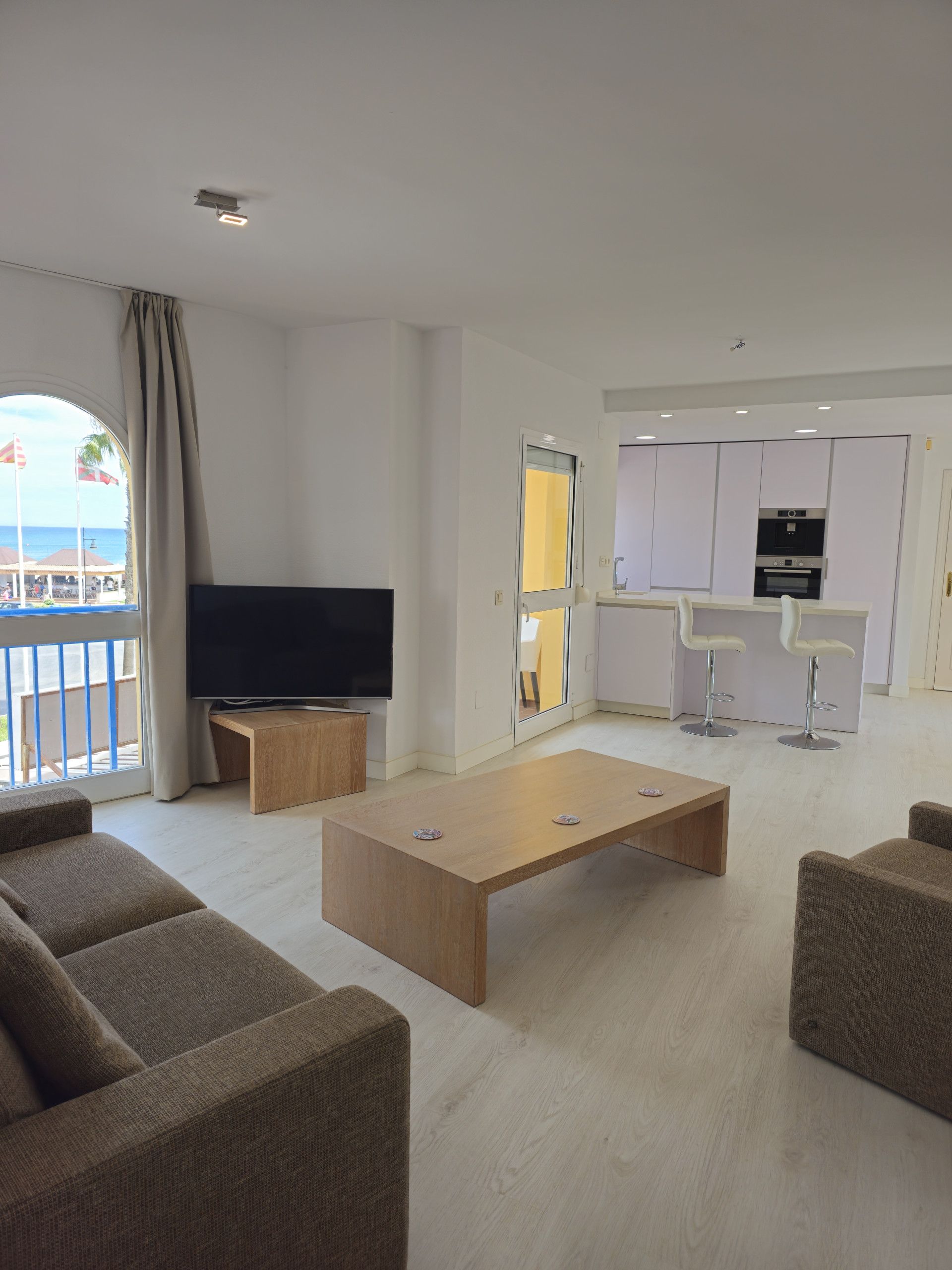 Apartamento de 2 dormitorios en primera línea en Torremolinos