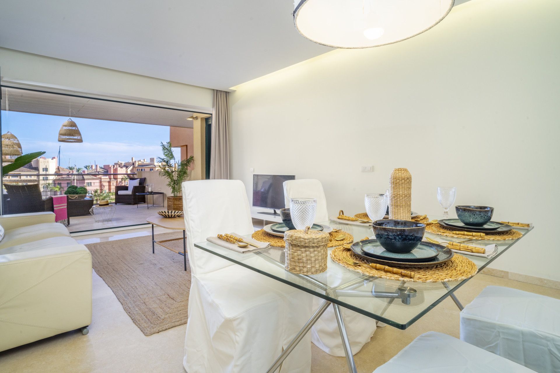 Two-bedroom apartment in Ribera del Marlin