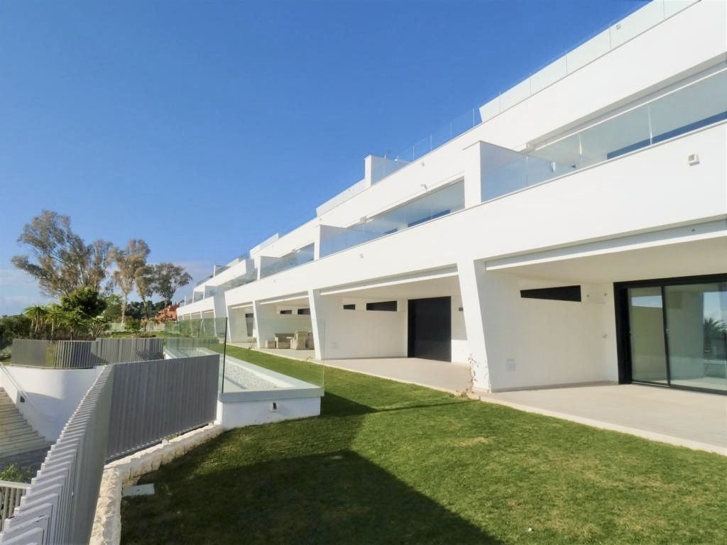 Apartment for sale in Nueva Andalucia, Marbella, Costa del Sol