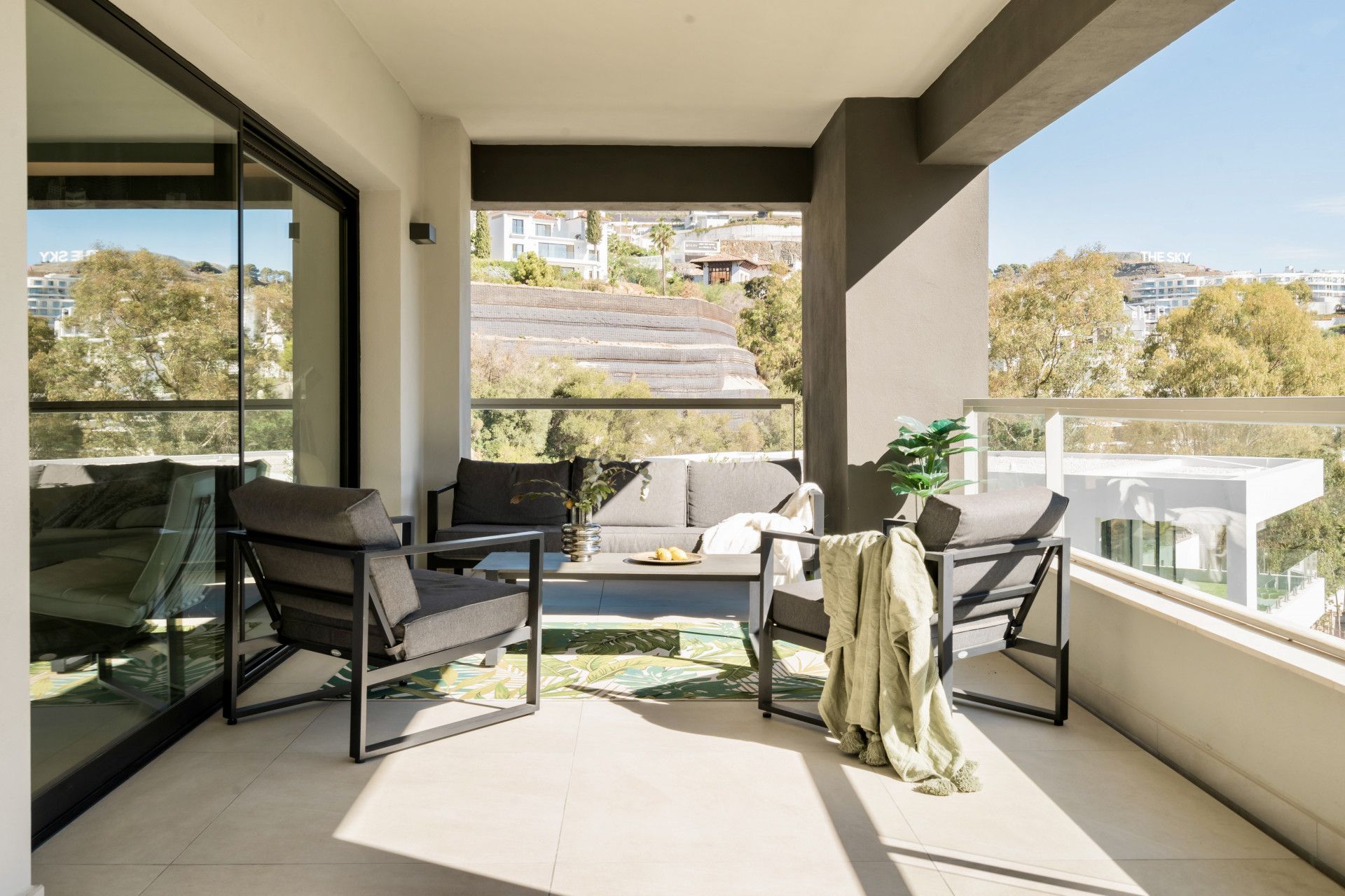 Modern elegant 3 bedroom apartment in La Quinta